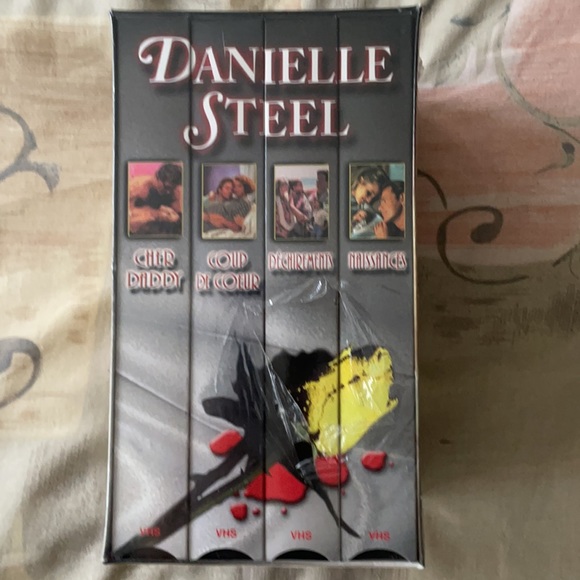 French VHS Movies Danielle Steel Mes joies et mens peines Box Set New - Picture 2 of 6